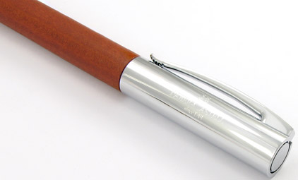 stylo bille en bois