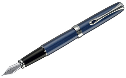 Stylo plume Excellence A2 Midnight Blue Fountain de Diplomat - photo.