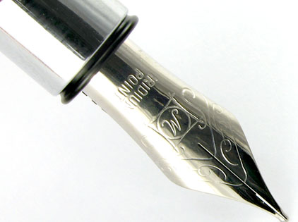Le stylo plume Ambition Résine de Faber-Castell - photo 2