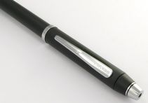 Stylo multifonction Tech 3 Noir satiné attributs chromés de Cross