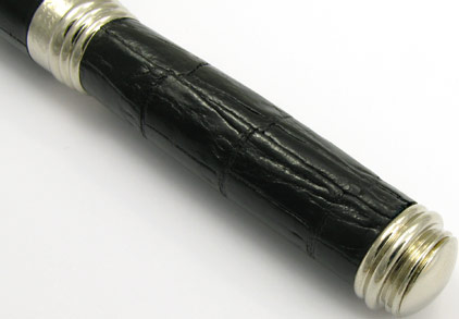 Stylo plume Indigo Cuir noir de Jean Pierre Lépine - photo 2