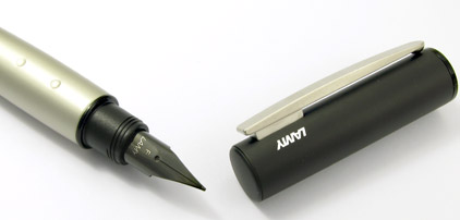 Stylo plume Accent Noir de Lamy - photo 4