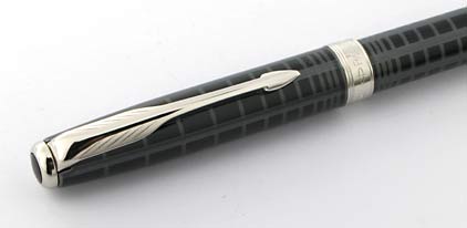 Stylo bille Sonnet laqué gris intense attributs palladiés de Parker - photo 3