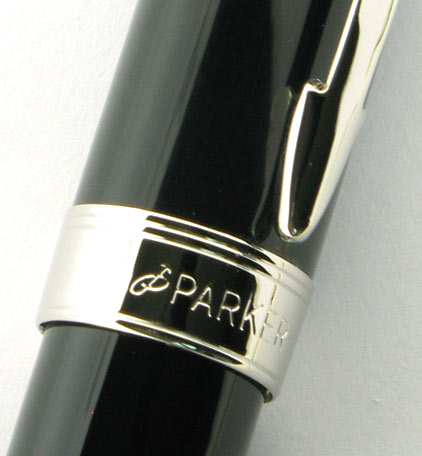 Stylo bille Sonnet Mini laqué noir intense attributs chromés de Parker - photo 3