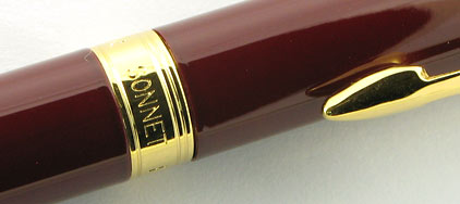 Stylo bille Sonnet Slim laqué rouge intense attributs plaqués or de Parker - photo 3