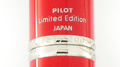 Stylo plume Capless édition limitée rouge de Pilot - photo 4