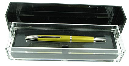 Stylo plume Blanc Décimo Jaune d'or Rhodium de Pilot - photo 4