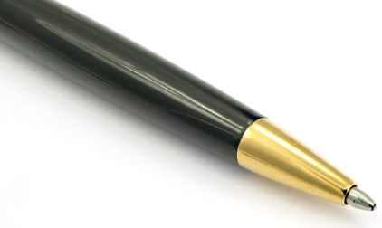 Stylo bille Hémisphère Noir de mars attributs dorés de Waterman - photo.